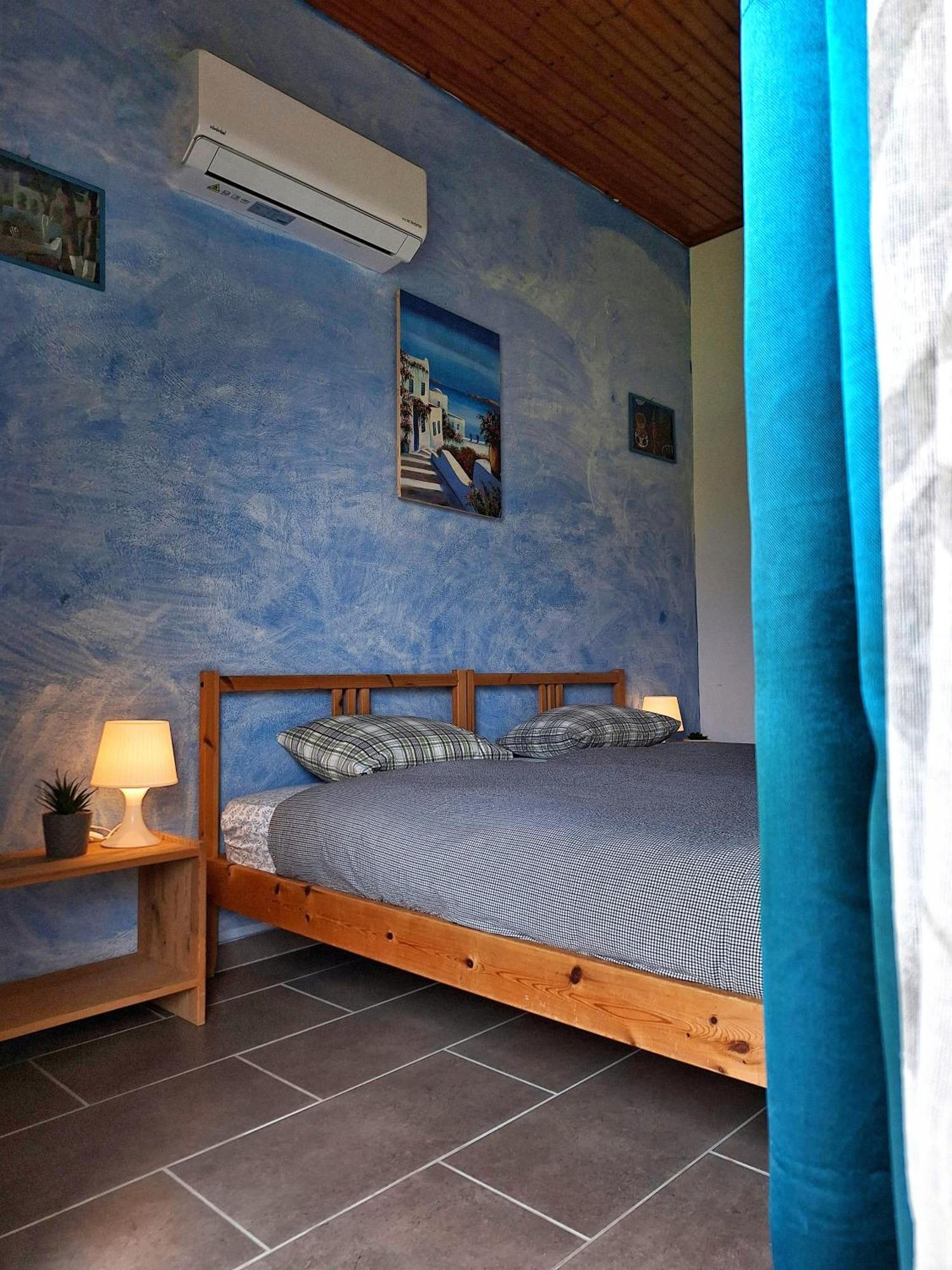 Lemami Seafront Bungalows Kavos Room photo