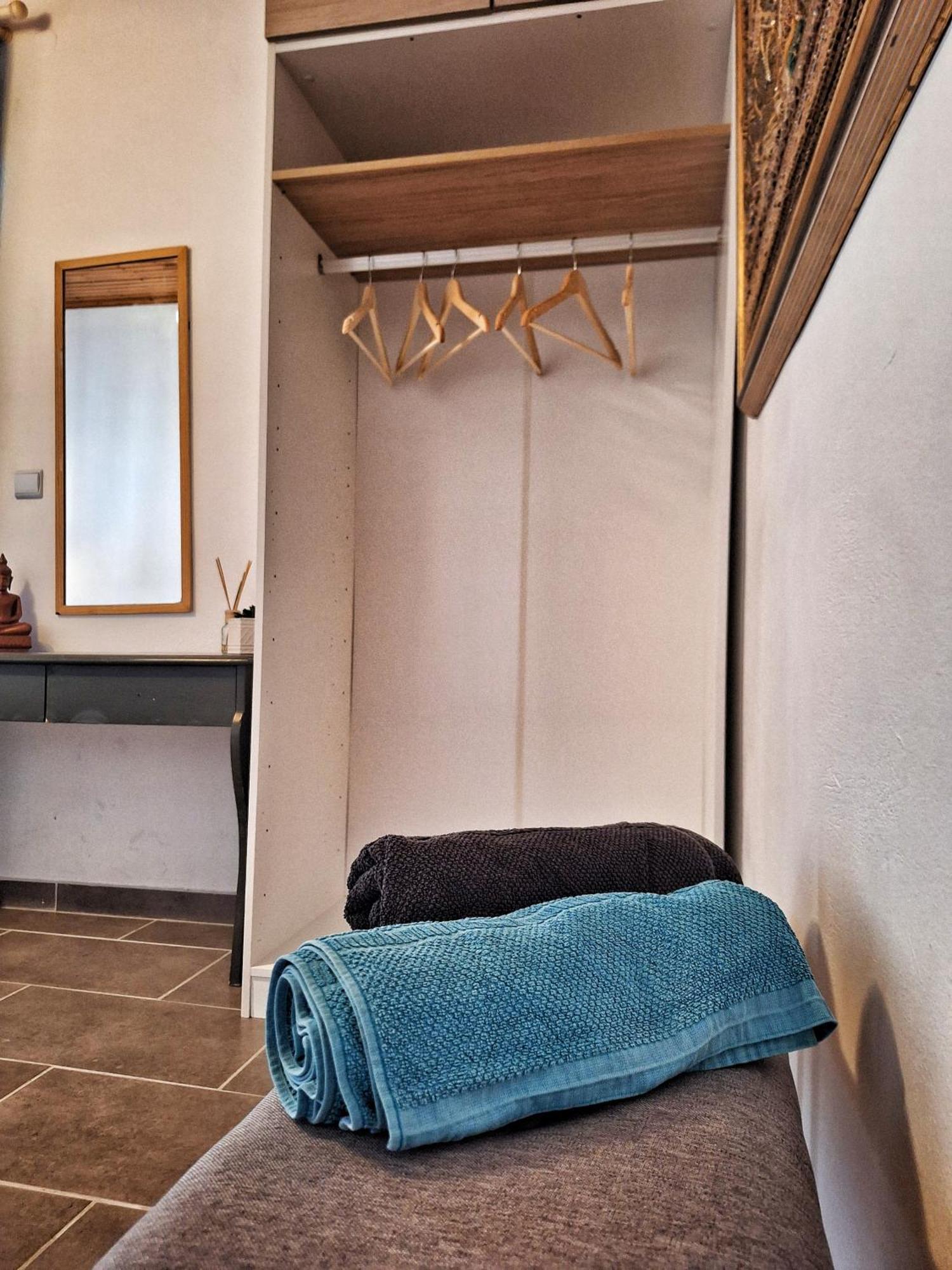 Lemami Seafront Bungalows Kavos Room photo